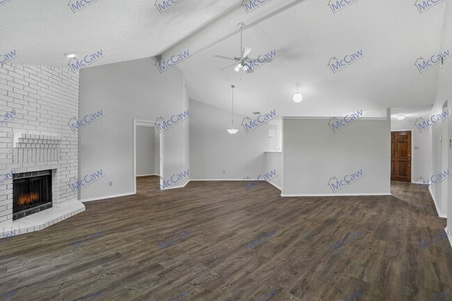 Photo - 809 Baxter Dr