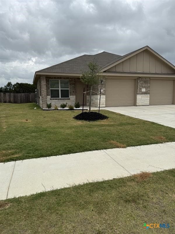 Building Photo - 523 Lost Trl