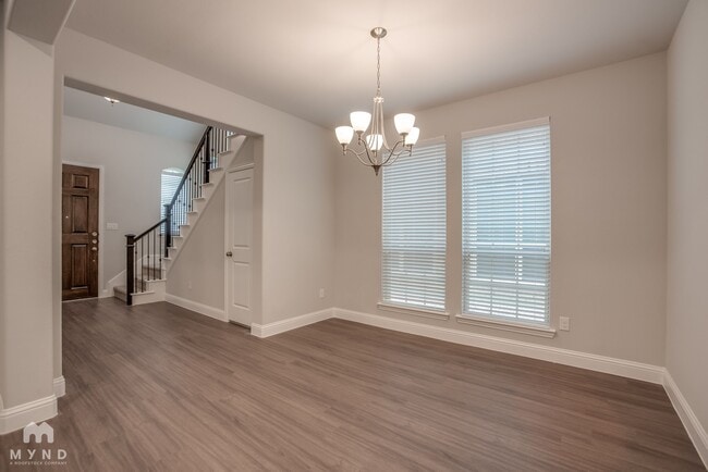 3041 Damsel Sauvage Ln