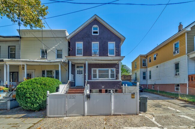 Photo - 232 Pearsall Ave Unit 1