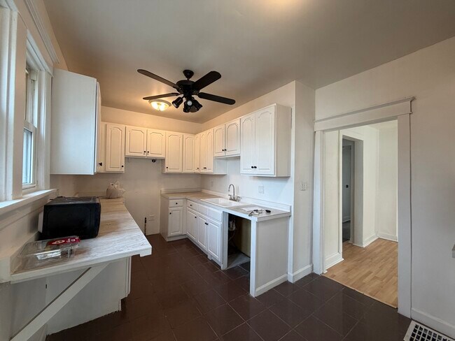 Photo - 215 Fuller Rd