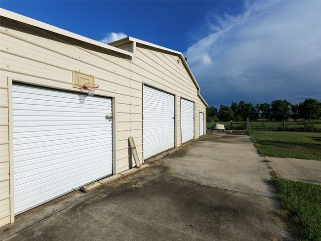 555 Legion Rd
