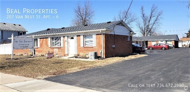 Building Photo - 207 Van Nest St Unit 6 Rental