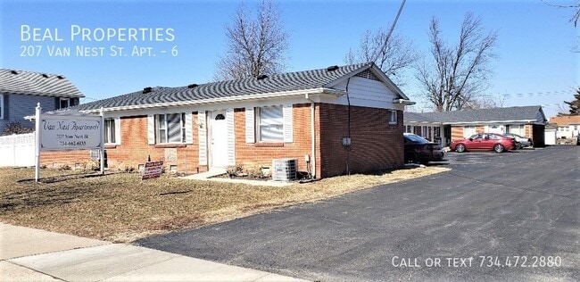 Photo - 207 Van Nest St Apartment Unit 6
