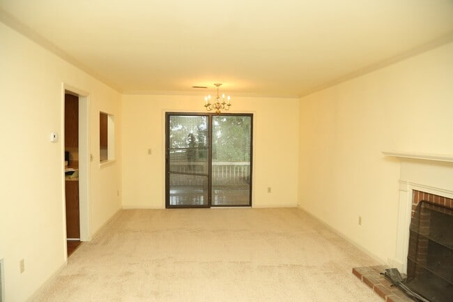 Photo - 380 Minor Ridge Rd