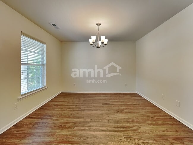 1909 Planters Walk Dr