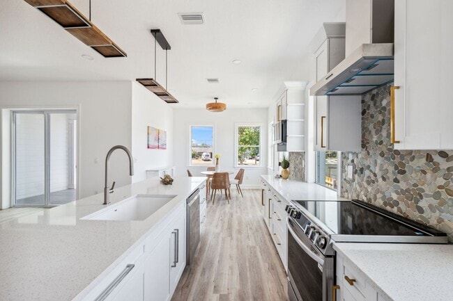 Photo - 8622 Inwood Dr