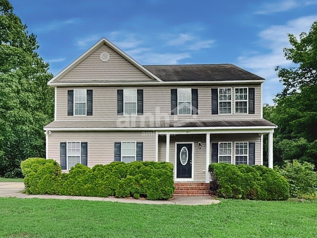 Building Photo - 811 Cedar Creek Dr Rental