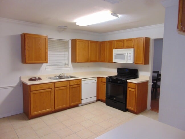 Photo - 8603 Rustling Leaves Dr