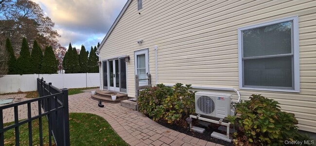 Photo - 21 Camp Fire Ln