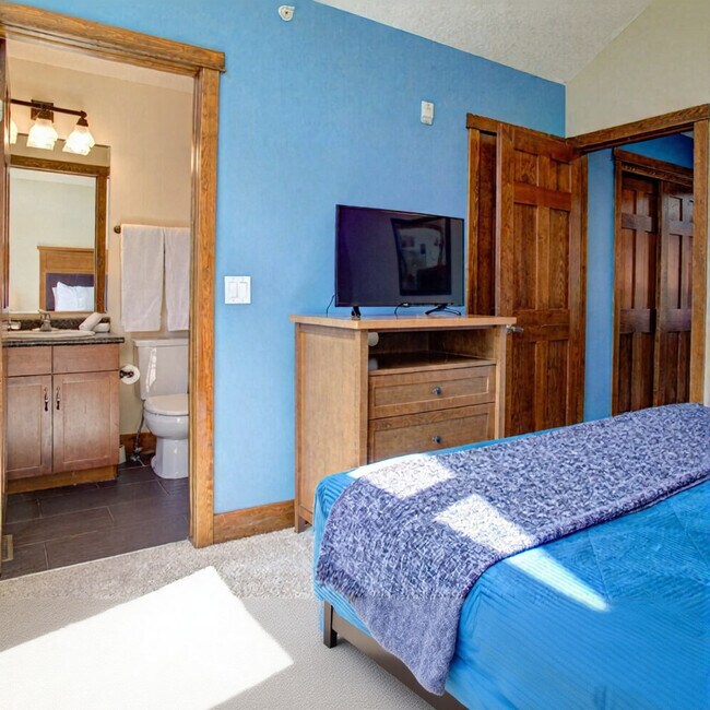 121 Kananaskis Way Unit SI ID1608737P