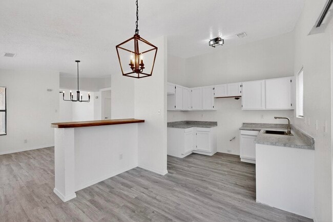 Photo - 7704 San Agustine St NW
