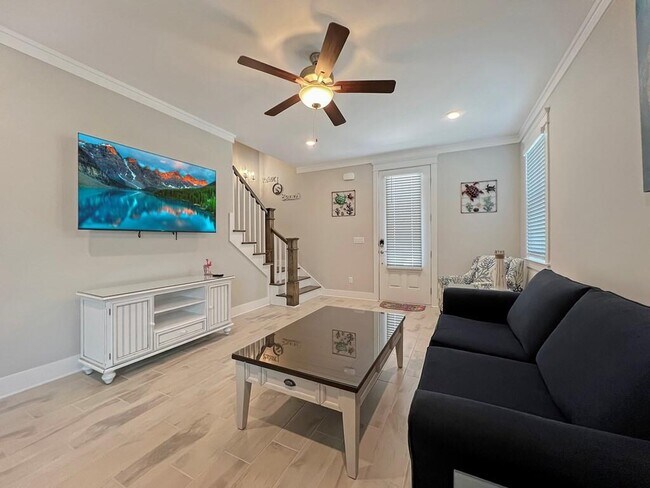 373 Rhonda del Sol Cir