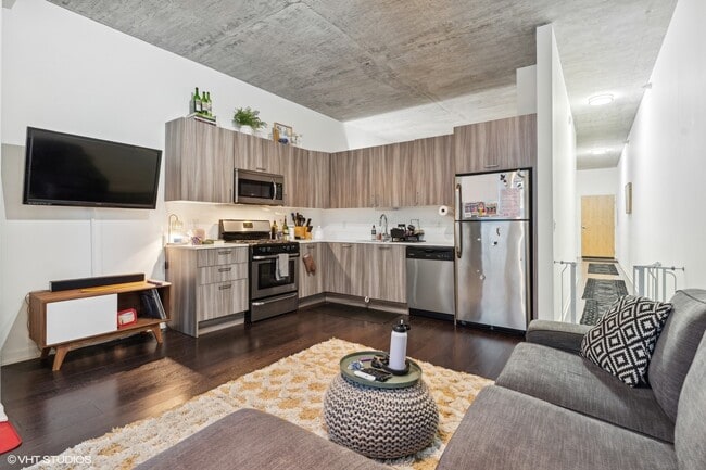 1345 S Wabash Ave