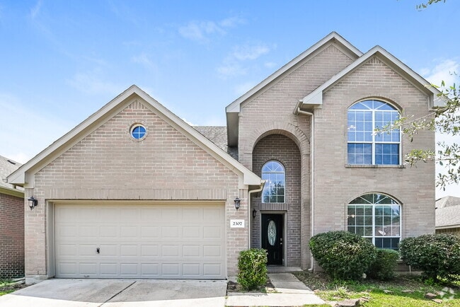 Building Photo - 2307 Siegen Dr Rental