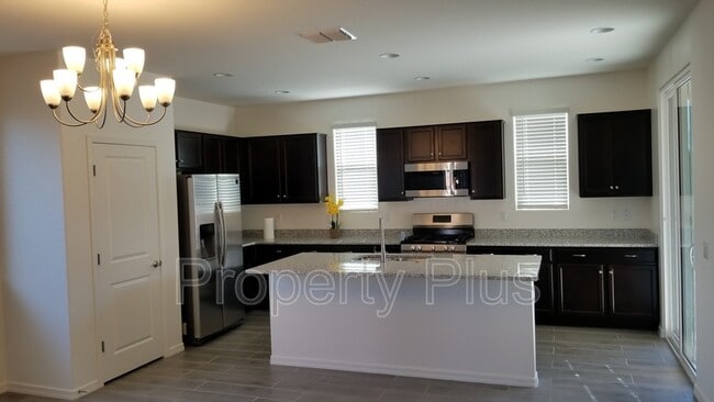 Photo - 2213 W Carol Ann Way