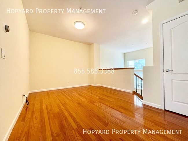 Photo - 1805 Silva Pl