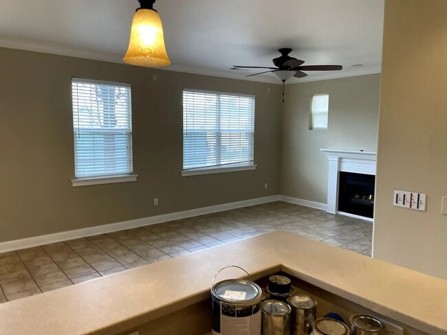 Photo - Charming 3 Bed / 3 Bath Craftsman Home in ...