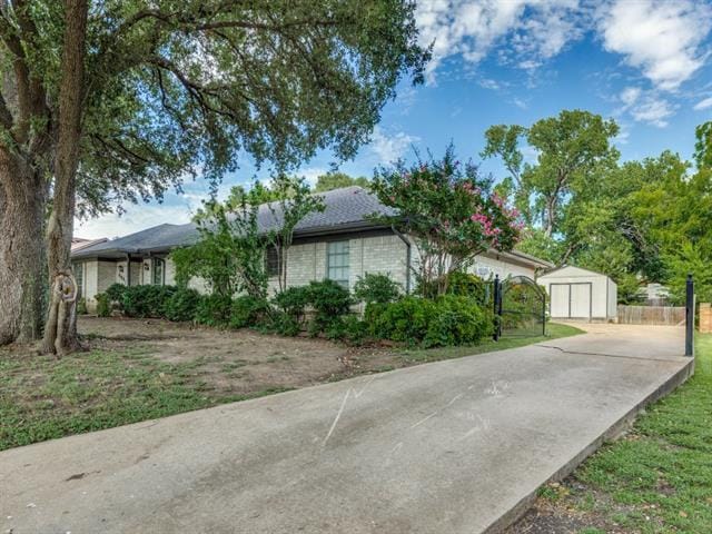 Building Photo - 6801 Del Prado Ave Rental