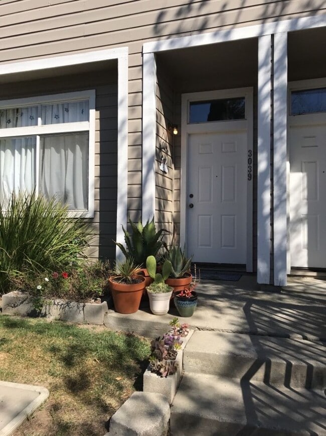 Great 2 bedroom 1.5 Bath condo - Great 2 bedroom 1.5 Bath condo