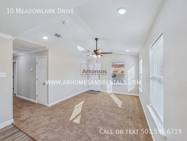 Photo - 10 Meadowlark Dr