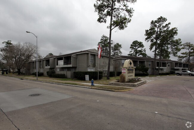 Photo - Los Pinos Verde