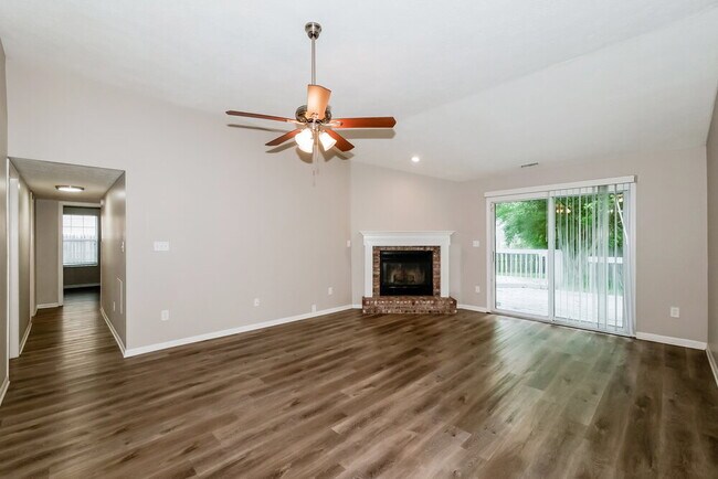 Photo - 5507 Old Barn Dr