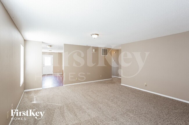 Photo - 1331 Ellington Dr