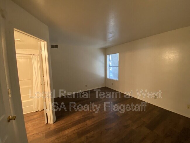625 S Fountaine St Unit A