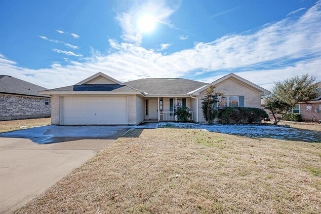 Photo - 1105 E Johnson St