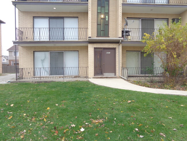 Photo - 8651 S 82nd Ave Condo Unit 1N