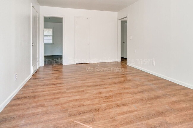 Photo - 1307 NW 81st St