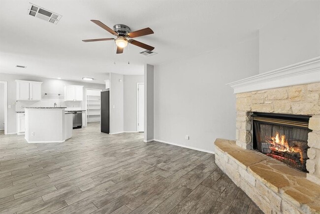 Photo - 16802 Bailey Jean Dr
