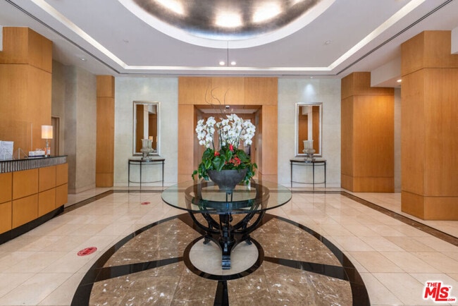 Building Photo - 10445 Wilshire Blvd Unit 204