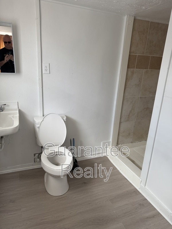 Photo - 39 28th St