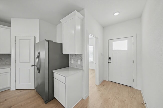 Photo - 4307 Camden Lakes St