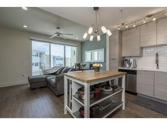 Photo - 604 N Bluff Dr Unit 210