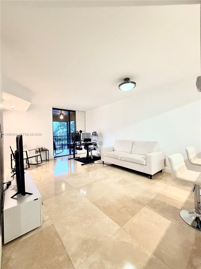 Photo - 15405 N Miami Lakeway Unit 207