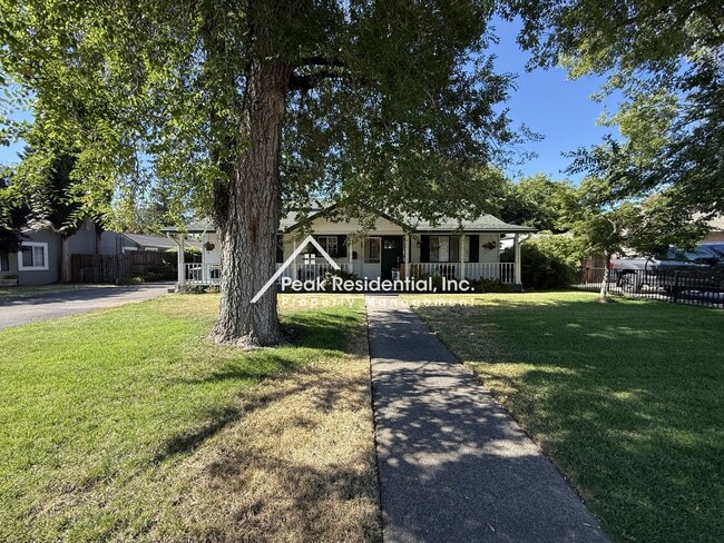 Building Photo - Charming Arden Area 3bd/1ba Home!
