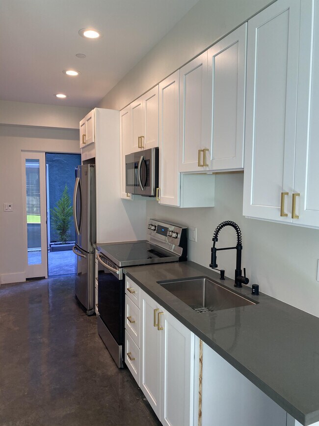 Photo - 5700 Martin Luther King Jr Way