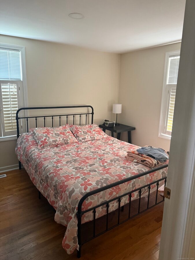 Photo - 1347 E Main St