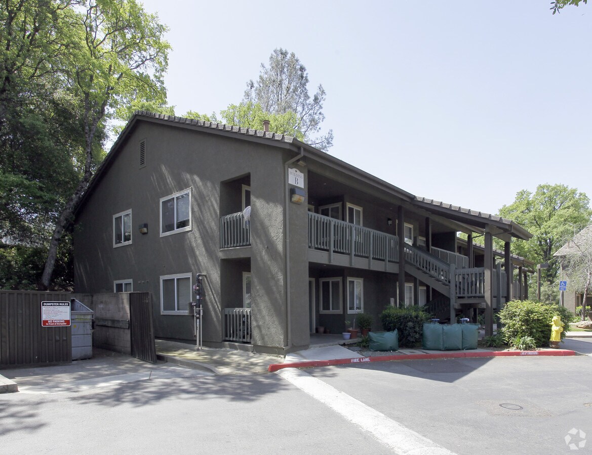 Photo - Terracina Oaks Apartments