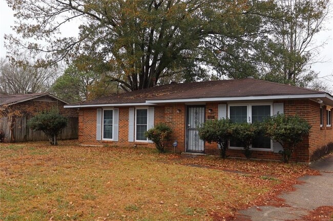 Building Photo - 4105 St Louis Rd Rental
