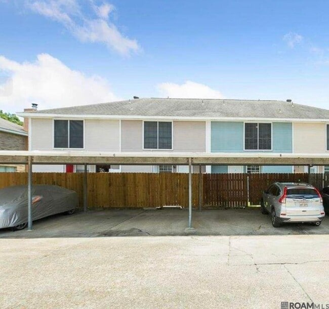 Photo - 1757 Boulevard De Province Unit B