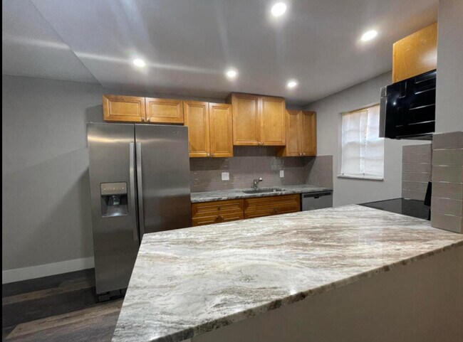 Photo - 650 SW 2nd Ave Unit 154