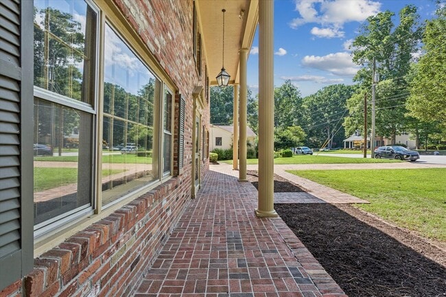 Photo - 15 Garland Dr