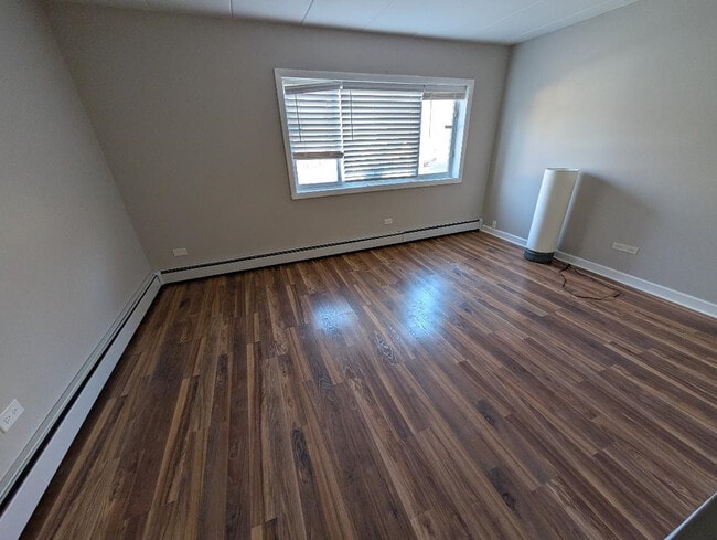 Photo - 12715 S La Crosse Ave Unit 104