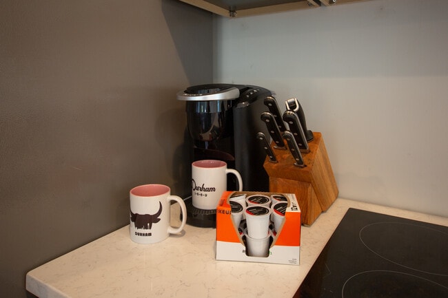 Photo - 1002 Lamond Ave Unidad 1BR Apartment Suite - East