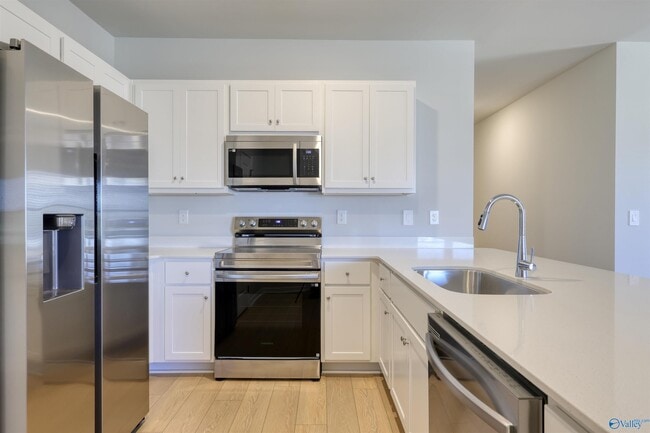 Photo - 108 Karenlee Cir