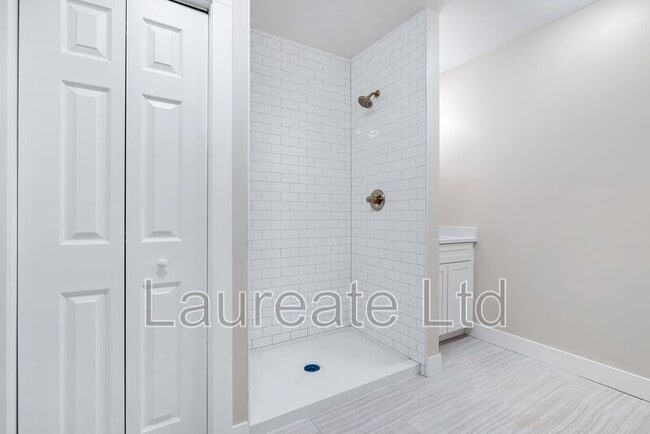 Photo - 1126 Lafayette St Unit #5